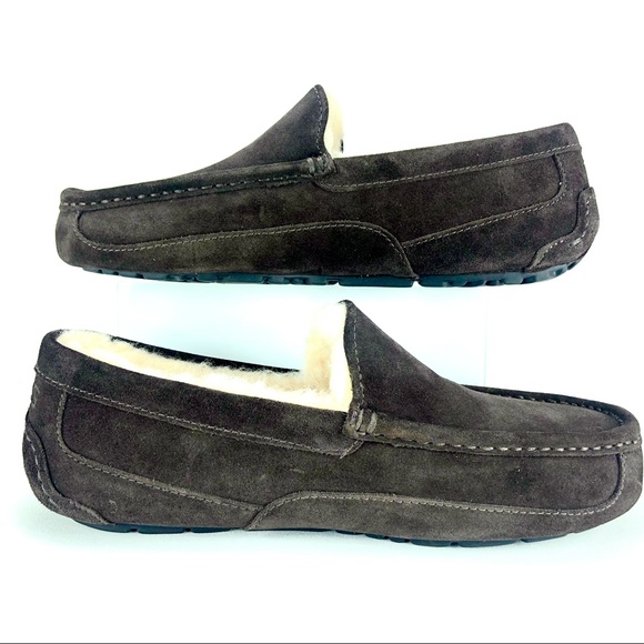 Like New Ascot Slippers - Picture 7 of 14